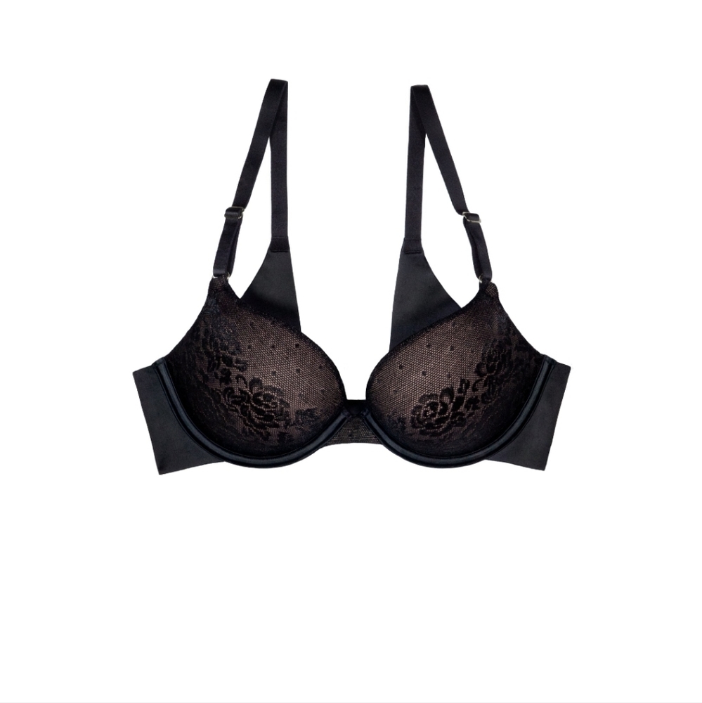 Secret Treasures Women's Back Smoothing Lace Push Up Bra.    Sz 38 D Style ST382